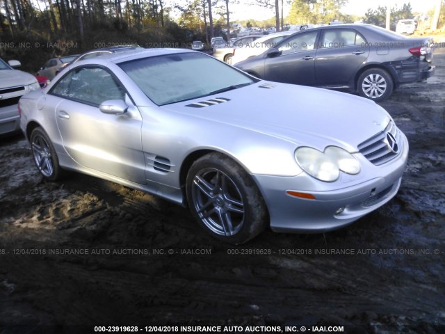 WDBSK75FX4F075556 - 2004 MERCEDES-BENZ SL 500 SILVER photo 1