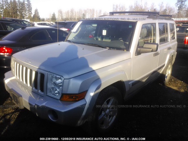 1J8HH48K76C130026 - 2006 JEEP COMMANDER SILVER photo 2