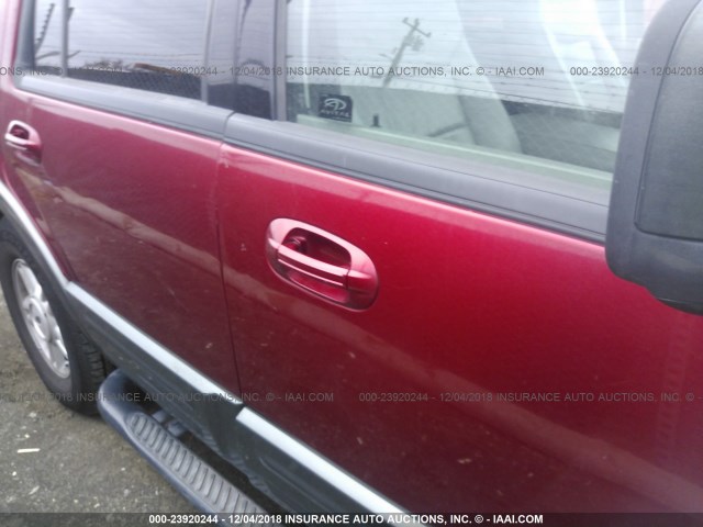 1FMFU16566LA47270 - 2006 FORD EXPEDITION XLT RED photo 6