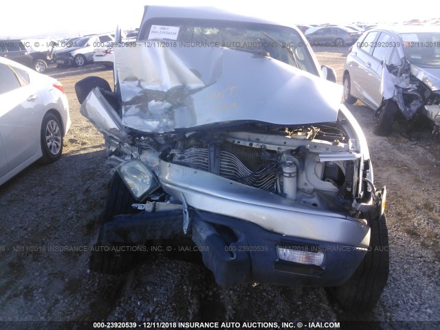 5TEWN72N84Z347837 - 2004 TOYOTA TACOMA XTRACAB SILVER photo 6