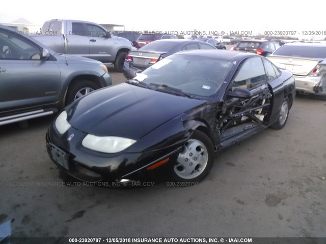 1G8ZY12782Z270215 - 2002 SATURN SC2 BLACK photo 2