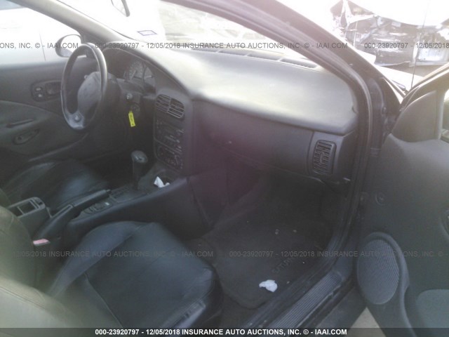 1G8ZY12782Z270215 - 2002 SATURN SC2 BLACK photo 5