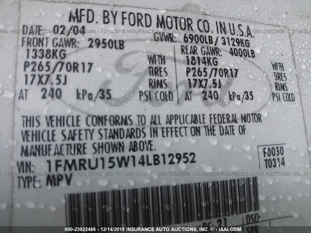 1FMRU15W14LB12952 - 2004 FORD EXPEDITION XLT WHITE photo 9