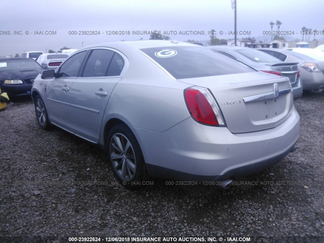 1LNHM93R59G627749 - 2009 LINCOLN MKS SILVER photo 3