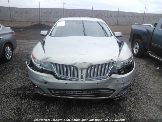 1LNHM93R59G627749 - 2009 LINCOLN MKS SILVER photo 6