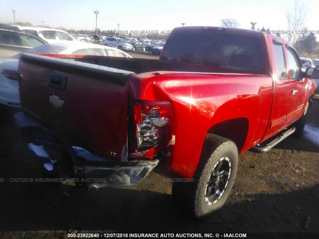 1GCEC19J38Z257143 - 2008 CHEVROLET SILVERADO C1500 RED photo 4