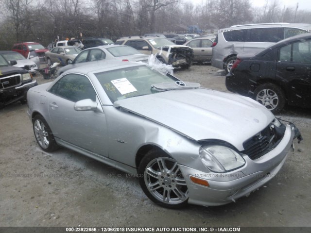 WDBKK49F54F301348 - 2004 MERCEDES-BENZ SLK 230 KOMPRESSOR SILVER photo 1