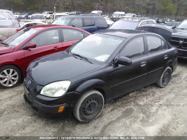 KNADE123266157435 - 2006 KIA RIO BLACK photo 2