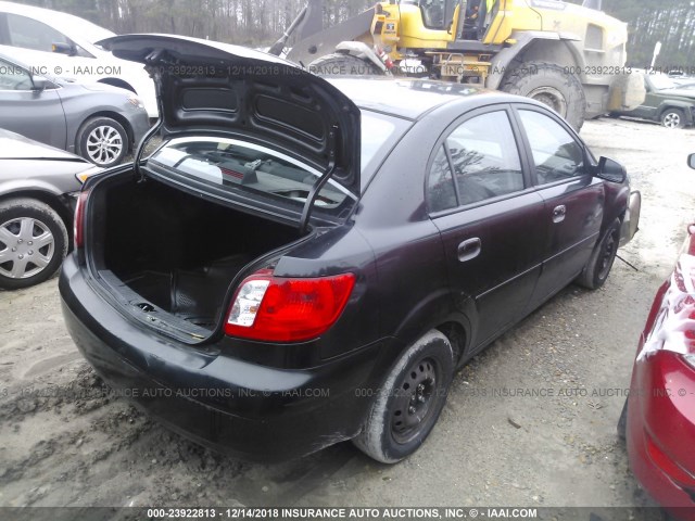 KNADE123266157435 - 2006 KIA RIO BLACK photo 4