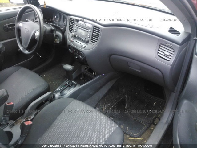 KNADE123266157435 - 2006 KIA RIO BLACK photo 5