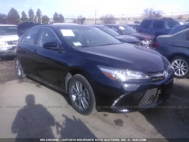 4T1BF1FK2HU813023 - 2017 TOYOTA CAMRY LE/XLE/SE/XSE BLACK photo 1