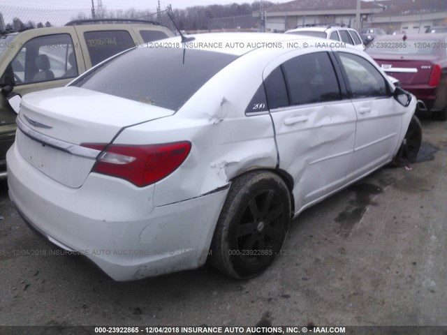 1C3CCBAB9CN271621 - 2012 CHRYSLER 200 LX WHITE photo 4