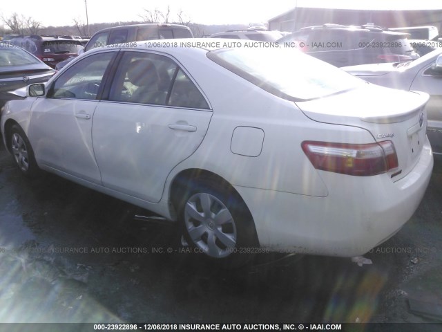 4T1BE46K49U902940 - 2009 TOYOTA CAMRY SE/LE/XLE WHITE photo 3