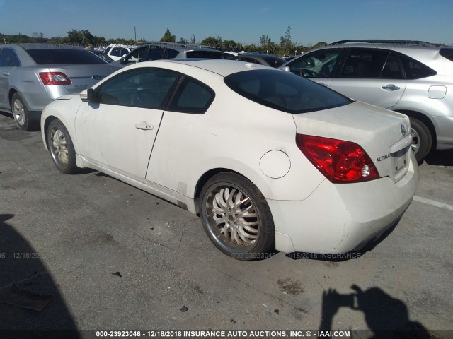 1N4BL24E48C259138 - 2008 NISSAN ALTIMA 3.5SE WHITE photo 3