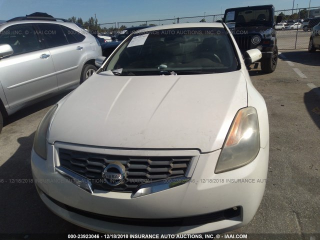 1N4BL24E48C259138 - 2008 NISSAN ALTIMA 3.5SE WHITE photo 6