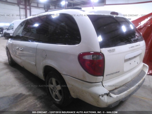 2D4GP44L55R437417 - 2005 DODGE GRAND CARAVAN SXT WHITE photo 3