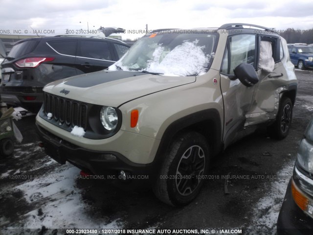 ZACCJBCT0FPB75593 - 2015 JEEP RENEGADE TRAILHAWK BEIGE photo 2