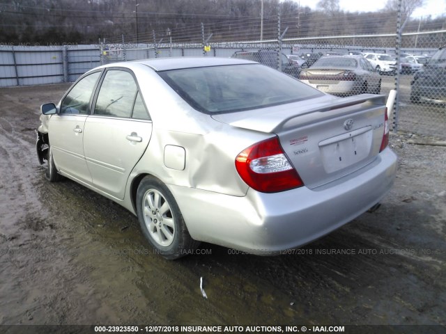 4T1BE30K44U870325 - 2004 TOYOTA CAMRY LE/XLE/SE SILVER photo 3