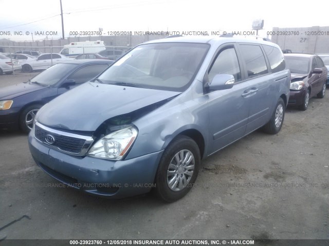 KNDMG4C70C6418315 - 2012 KIA SEDONA LX BLUE photo 2