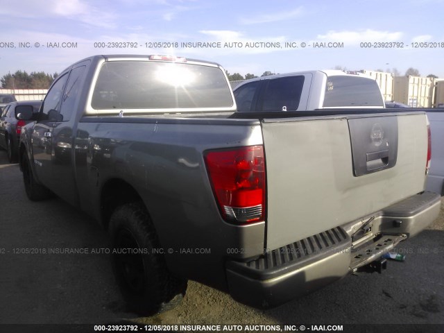 1N6BA06A87N217876 - 2007 NISSAN TITAN XE/SE/LE GRAY photo 3