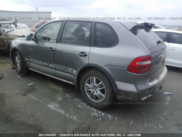 WP1AD2AP2ALA40062 - 2010 PORSCHE CAYENNE GTS GRAY photo 3