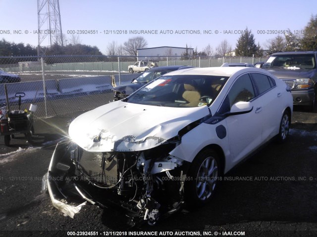 1G1RD6S50HU114634 - 2017 CHEVROLET VOLT PREMIER WHITE photo 2