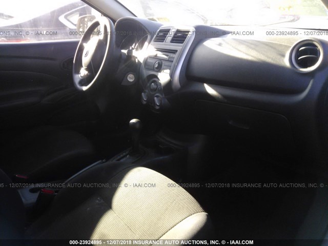 3N1CN7AP4CL918086 - 2012 NISSAN VERSA S/SV/SL SILVER photo 5