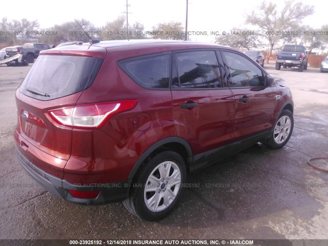 1FMCU0F72GUA68255 - 2016 FORD ESCAPE S RED photo 4