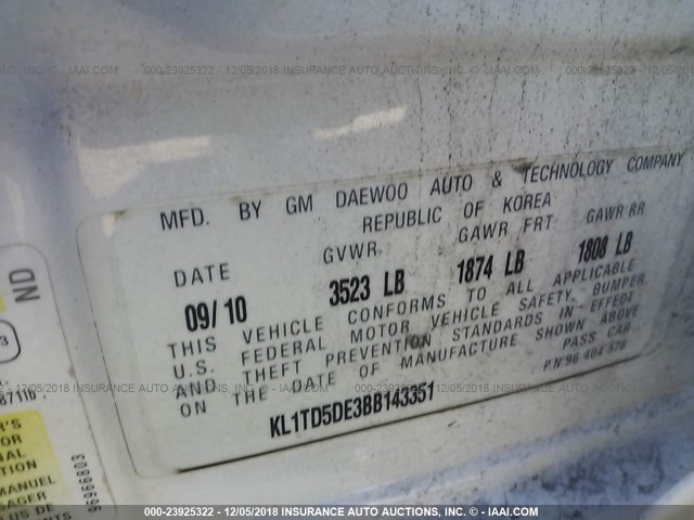 KL1TD5DE3BB143351 - 2011 CHEVROLET AVEO LS/LT WHITE photo 9