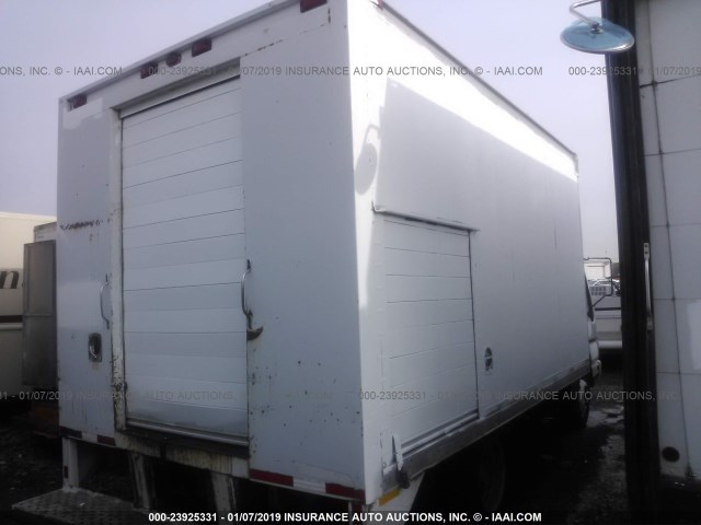 4KDC4B1U17J800837 - 2007 GMC W4500 W45042 WHITE photo 4