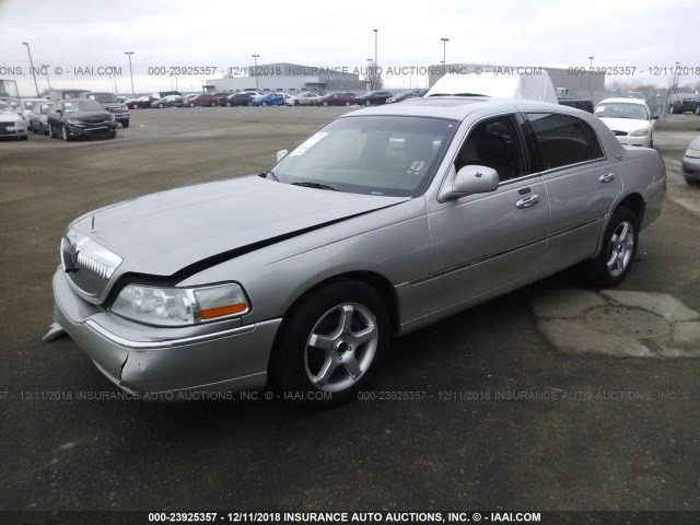 1LNHM82W05Y646229 - 2005 LINCOLN TOWN CAR SIGNATURE LIMITED BLACK photo 2