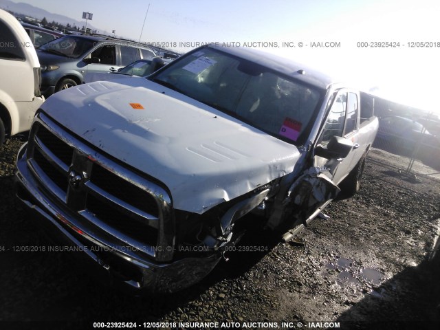 3C6UR5JLXHG634010 - 2017 RAM 2500 SLT WHITE photo 2