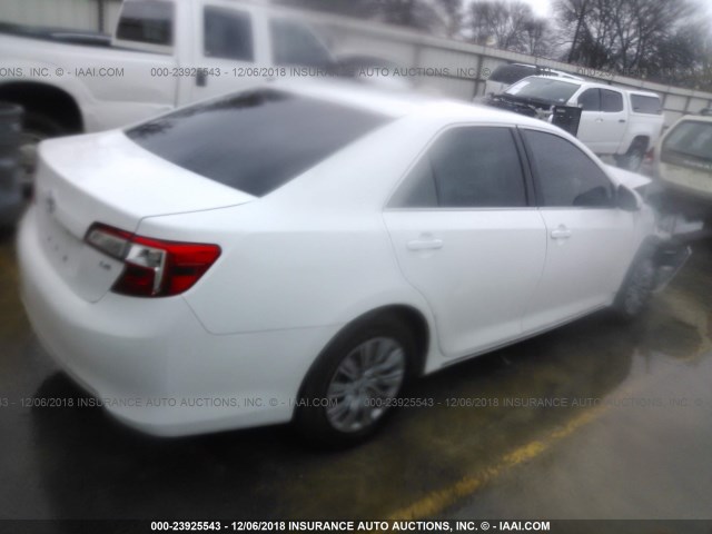 4T1BF1FK6EU305049 - 2014 TOYOTA CAMRY L/SE/LE/XLE 白色 照片 4