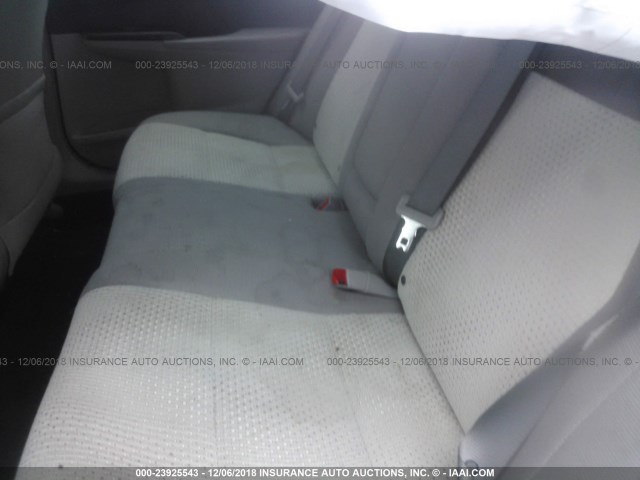 4T1BF1FK6EU305049 - 2014 TOYOTA CAMRY L/SE/LE/XLE 白色 照片 8