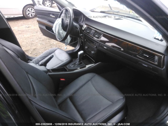 WBAPK7C53BA970976 - 2011 BMW 328 XI BLACK photo 5