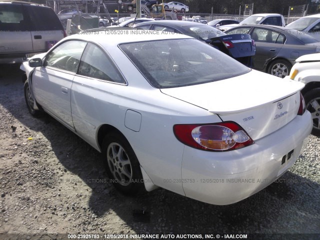 2T1CE22P22C005620 - 2002 TOYOTA CAMRY SOLARA SE WHITE photo 3