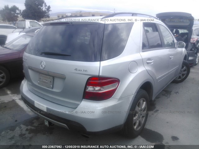 4JGBB86E07A235311 - 2007 MERCEDES-BENZ ML 350 SILVER photo 4