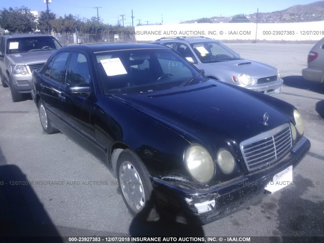 WDBJF65F2WA651568 - 1998 MERCEDES-BENZ E 320 BLACK photo 1