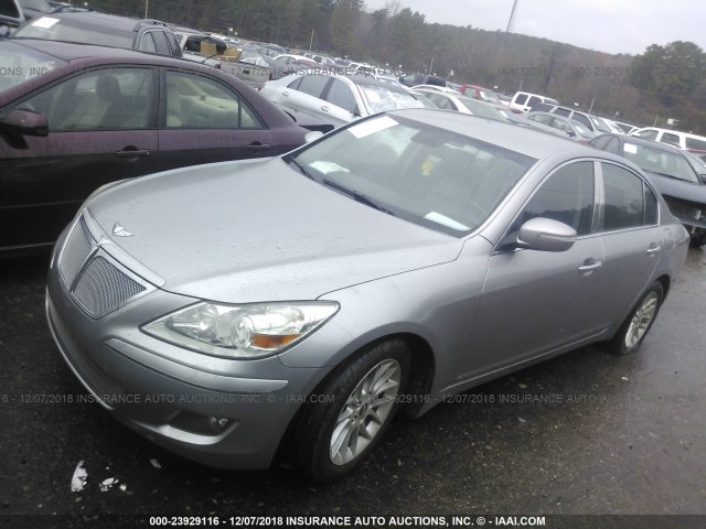 KMHGC4DE0AU084569 - 2010 HYUNDAI GENESIS 3.8L SILVER photo 2