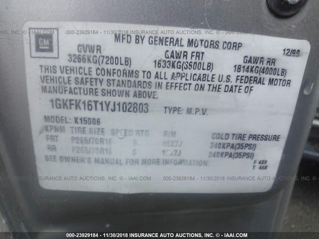 1GKFK16T1YJ102803 - 2000 GMC YUKON XL K1500 SILVER photo 9