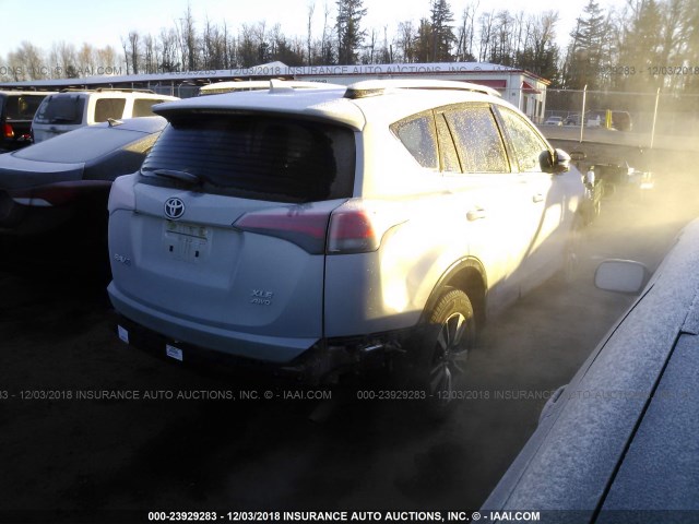 2T3RFREV5JW812728 - 2018 TOYOTA RAV4 ADVENTURE/XLE SILVER photo 4