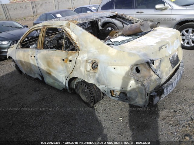 4T1BF1FK0HU446896 - 2017 TOYOTA CAMRY LE/XLE/SE/XSE BROWN photo 3