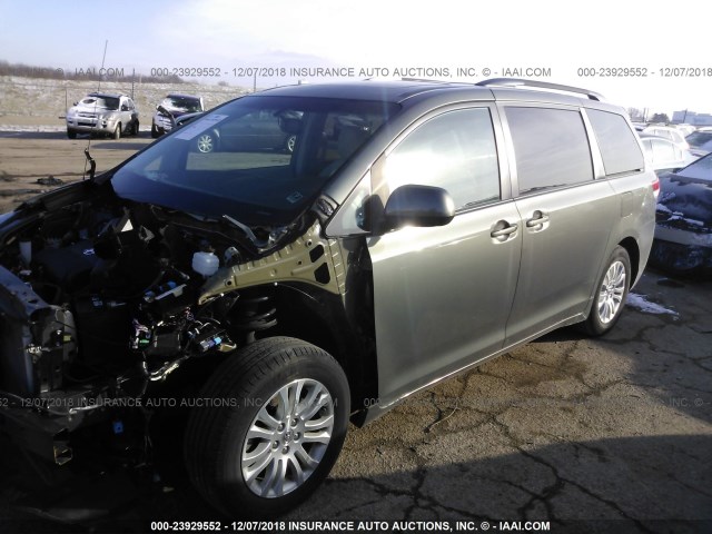 5TDYK3DCXES510430 - 2014 TOYOTA SIENNA XLE/LIMITED GREEN photo 2