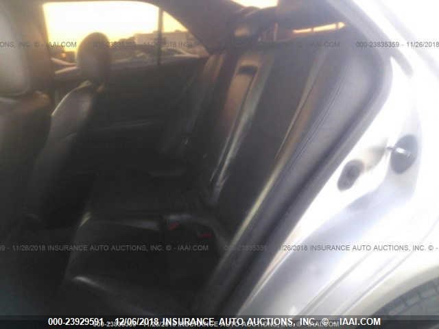 JTHBD182610012999 - 2001 LEXUS IS 300 SILVER photo 8