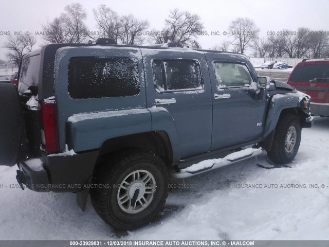 5GTDN136068207211 - 2006 HUMMER H3 BLUE photo 4