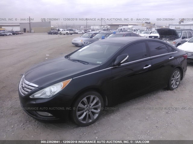 5NPEC4AB7DH497058 - 2013 HYUNDAI SONATA SE/LIMITED BLACK photo 2