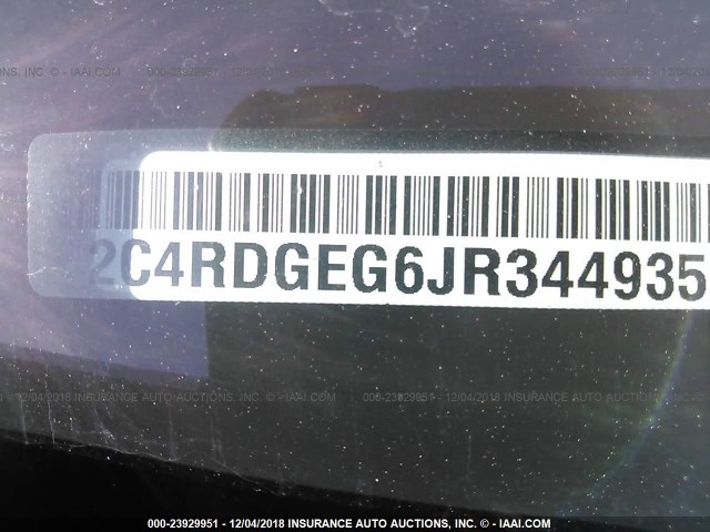 2C4RDGEG6JR344935 - 2018 DODGE GRAND CARAVAN GT GRAY photo 9