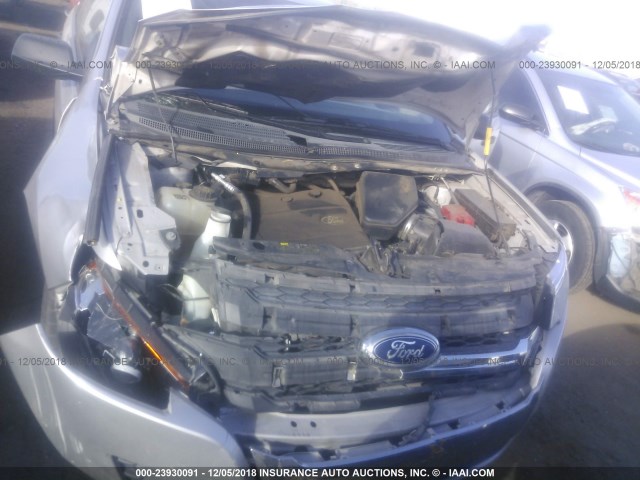 2FMDK4GC9DBB95986 - 2013 FORD EDGE SE SILVER photo 10