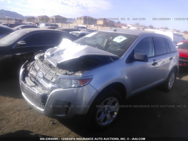 2FMDK4GC9DBB95986 - 2013 FORD EDGE SE SILVER photo 2