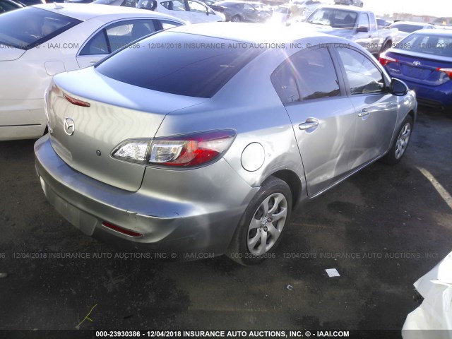 JM1BL1TG0D1794576 - 2013 MAZDA 3 I GRAY photo 4